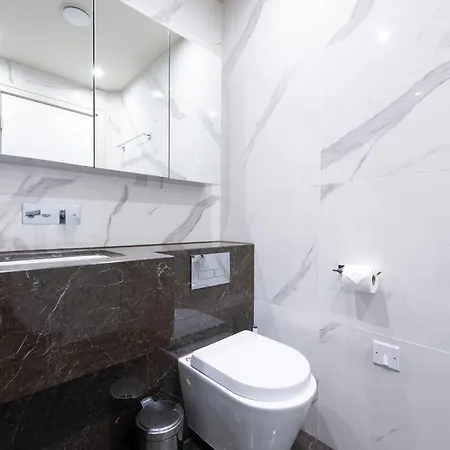 Garden Haven Luxe 1Br 1Ba Chigwell Retreat Chcl F1 Apartment Exterior photo