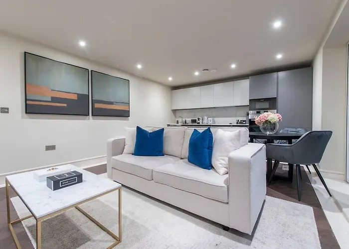 Garden Haven Luxe 1Br 1Ba Chigwell Retreat Chcl F1