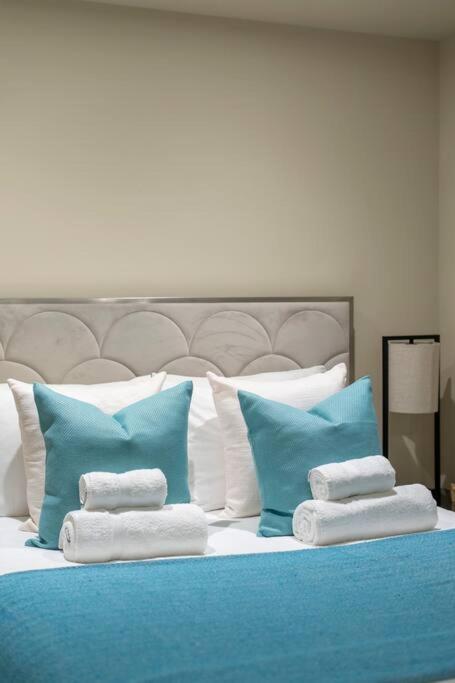 Apartment Garden Haven Luxe 1br 1ba Retreat Chcl F1